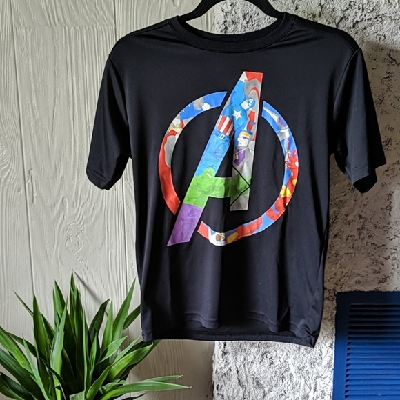 Marvel Other - 3/$15 Marvel Avengers Youth Tee